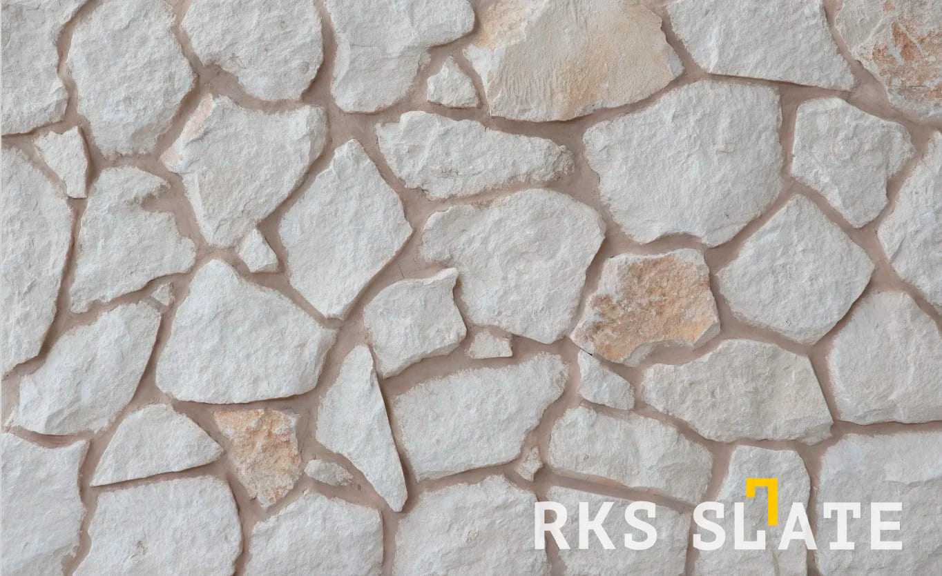 Белый известняк White Limestone Loose. Идеален для создания стильного интерьера и экстерьера. Продажа с доставкой по РФ. Гарантия качества. Закажите прямо сейчас!