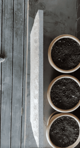 Серая Гранитная плитка Grey, Mushroom под скалу колотая купить в  Белгороде